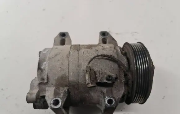 Volvo V70 Air conditioning (A/C) compressor (pump)