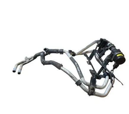 Volkswagen Touareg II Engine coolant pipe/hose 7P0815371 7P0819858B 7P0819925C