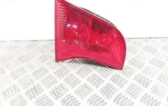Audi A4 S4 B7 8E 8H Tailgate rear/tail lights 8E9945093 484501 48450138907S