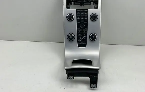 Volvo V50 Climate control unit 30672565