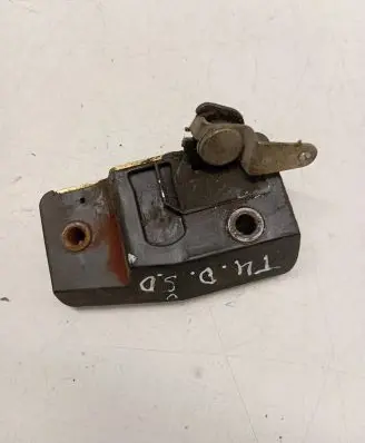 Volkswagen Transporter - Caravelle T4 Sliding door lock 701843604A