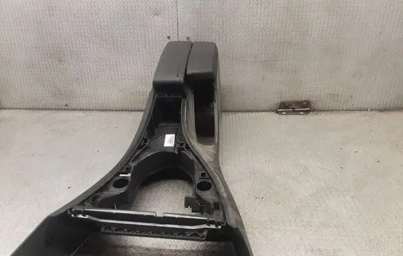 BMW 3 E90 E91 Center console E116233121
