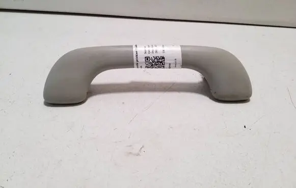 Nissan Qashqai+2 Front interior roof grab handle 8200000099