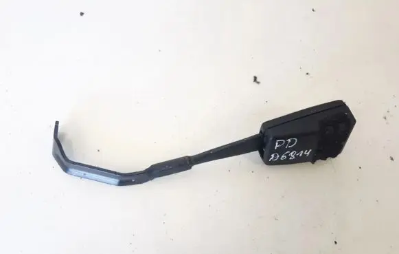 Audi A3 S3 8P Front seatbelt buckle 8p085775601c 18.06.2003