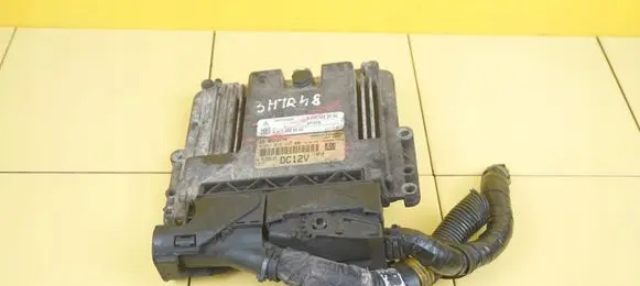 Mitsubishi Canter Engine control unit/module 0281019222 4P10