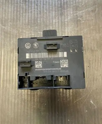Skoda Yeti (5L) Door control unit/module 7N0959795D 7N0959795