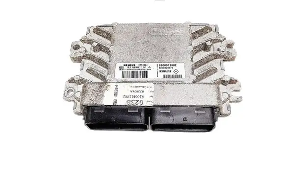 Renault Kangoo II Engine control unit/module 82OO512582