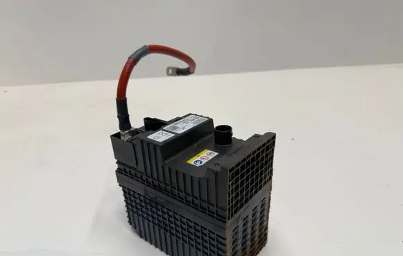 Audi A4 S4 B9 8W Car battery 8W0915101A