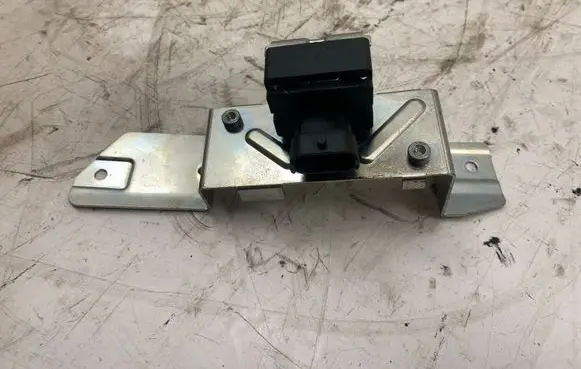 Opel Insignia A ABS wheel speed sensor 13240110