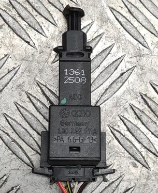 Volkswagen Sharan Brake pedal sensor switch 1J0945511A