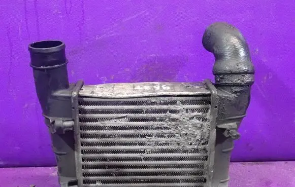 Audi A4 S4 B6 8E 8H Intercooler radiator