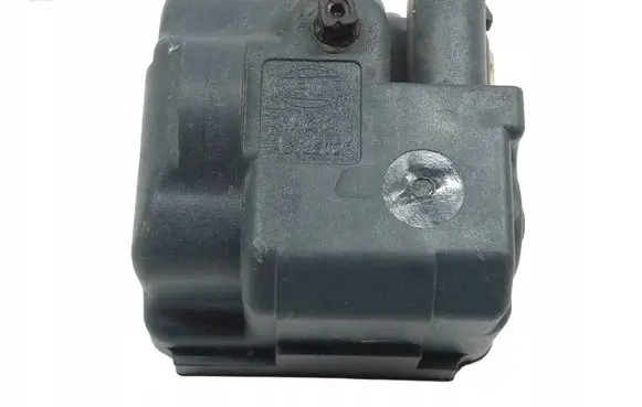 BMW 3 G20 G21 Fuel tank cap lock 1112203