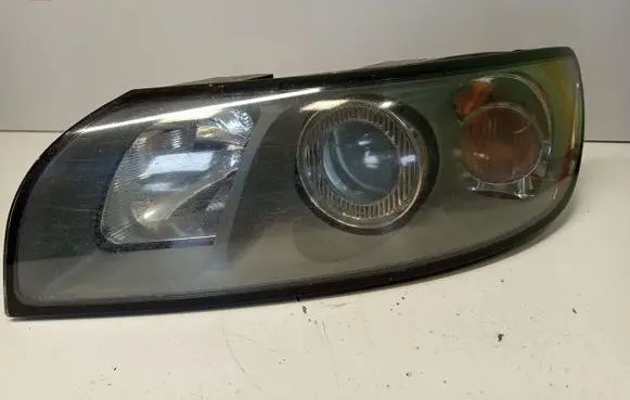 Volvo V50 Headlight/headlamp 30698885 0301198203