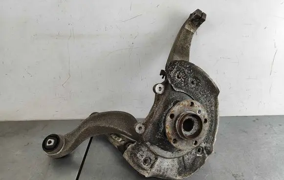 BMW 7 F01 F02 F03 F04 Front wheel hub spindle knuckle 31216775767 31214082753 6775767