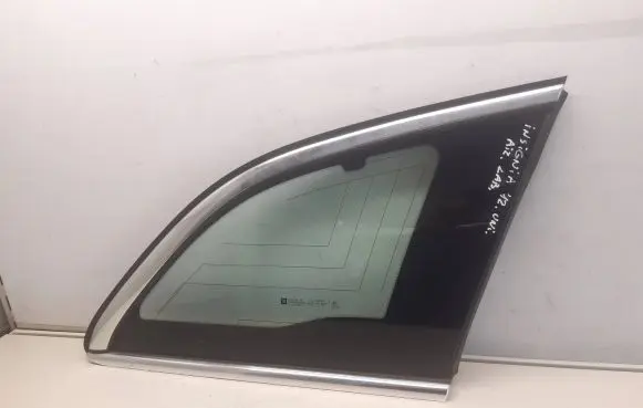 Opel Insignia A Rear side window