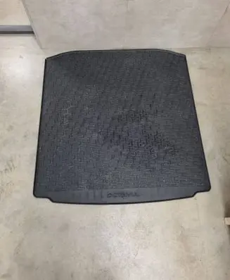 Skoda Octavia Mk3 (5E) Rubber trunk/boot mat liner 5e5061160 1K5863723
