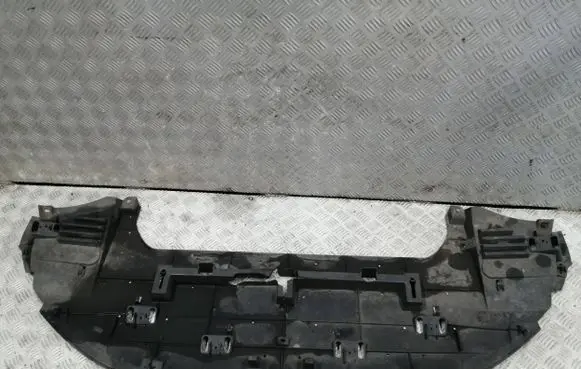 Citroen C4 II Front bumper skid plate/under tray 9687422580