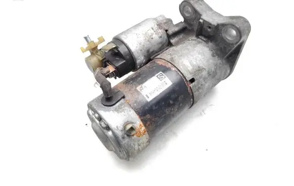 Mazda 3 III Starter motor M001T81582