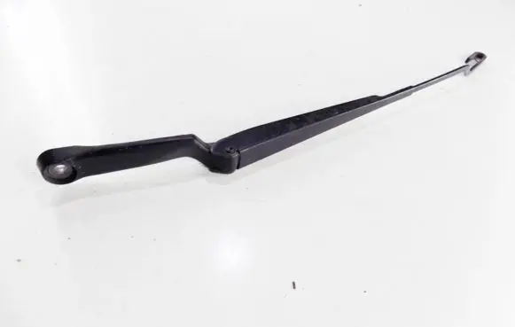 Skoda Octavia Mk1 (1U) Front wiper blade arm