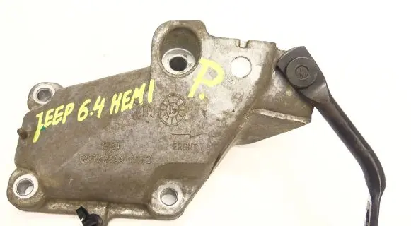 Jeep Grand Cherokee Engine mounting bracket 68275986AA