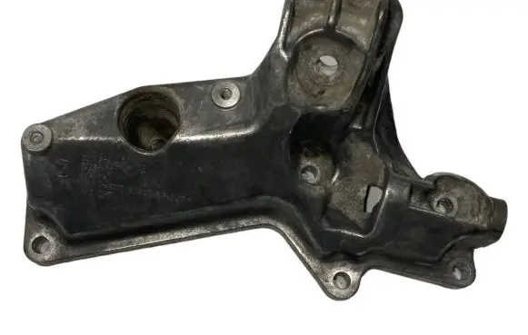 BMW 5 E60 E61 Engine mounting bracket 6763217 22116763217