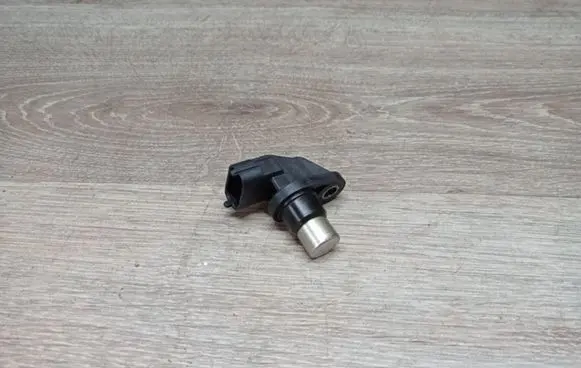 Camshaft position sensor
