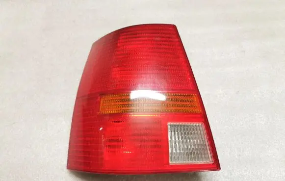 Volkswagen Golf IV Rear/tail lights 38850748
