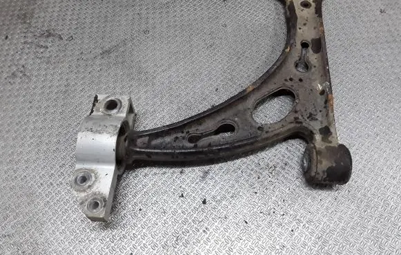 Volkswagen Touran I Front lower control arm/wishbone