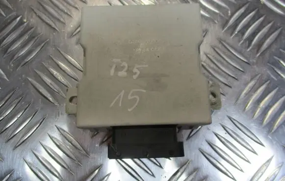 Toyota Avensis T250 Window wiper relay 