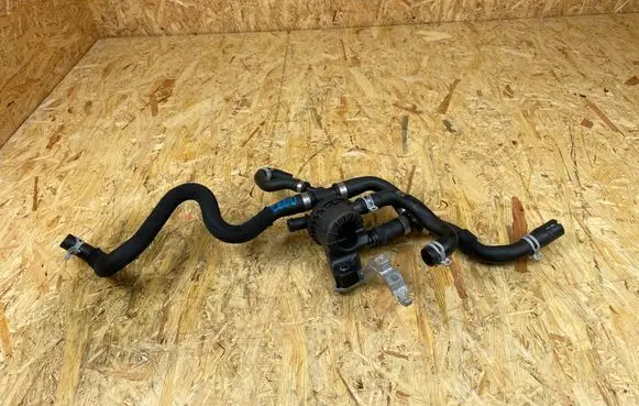 Volvo XC40 Engine coolant pipe/hose 31493272 32249726