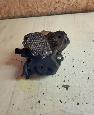 Volvo S60 Fuel injection high pressure pump 0445010043 041019 8642778