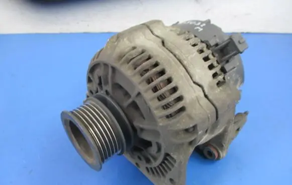 Audi A3 S3 8L Generator/alternator 037903025B