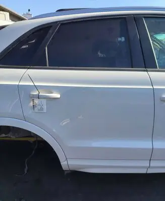 Audi Q3 F3 Rear door LB9A