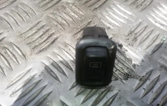 Daihatsu Sirion Windscreen/window heater switch 