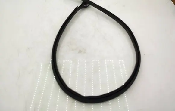 Citroen Jumpy Rubber seal sliding door (on door) 9818375180D 9818374780