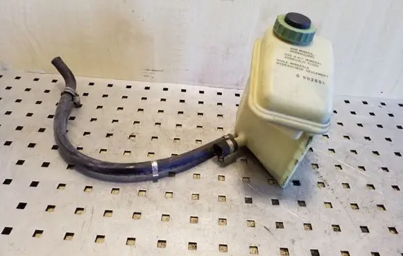 Audi A8 S8 D2 4D Power steering fluid tank/reservoir 4A0422373A