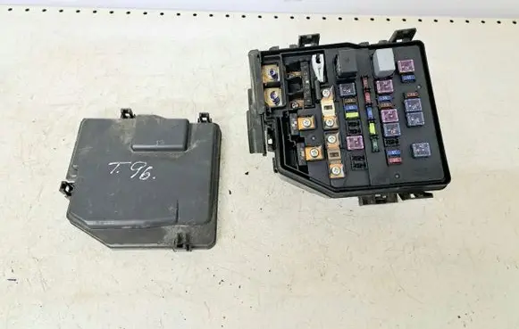 Honda Civic Fuse box set