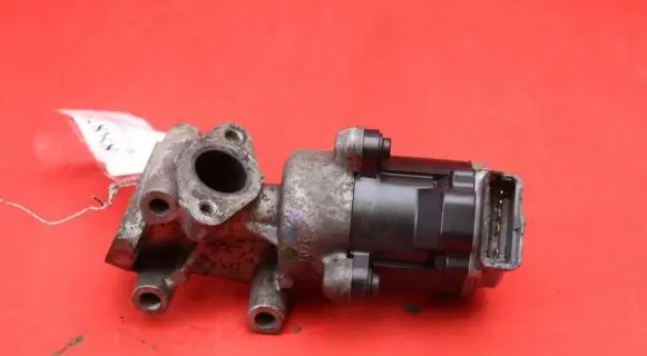Jaguar S-Type EGR valve 4R80-9D475-A