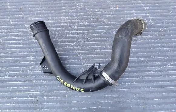 Dacia Sandero III Intercooler hose/pipe 310000195603