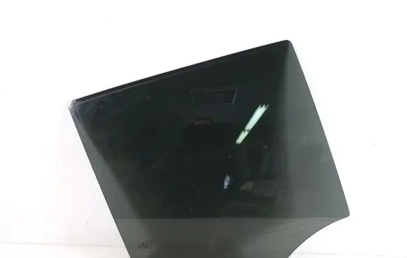 Mercedes-Benz ML W164 Rear door window glass A1647350810