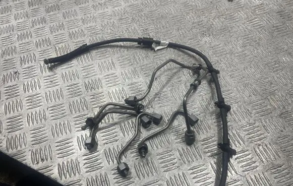 Fuel return line/hose