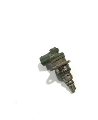 Toyota Land Cruiser (J120) Fuel pressure regulator 