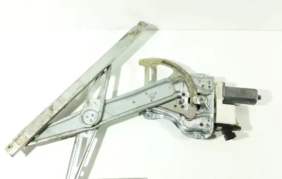 Toyota Corolla E120 E130 Front door window regulator with motor 992046100 0130822032 6981002130