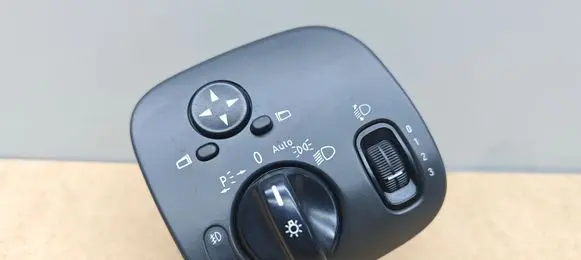 Mercedes-Benz CLK A209 C209 Light switch A2035450604