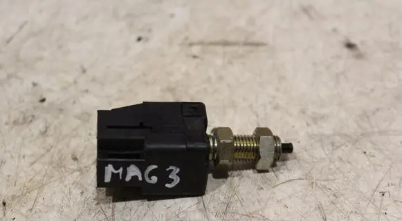 Subaru Forester SG Brake pedal sensor switch