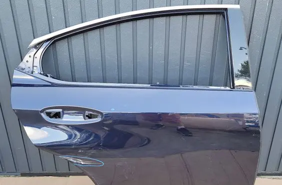 Lexus ES 250 - 300 - 330 Rear door