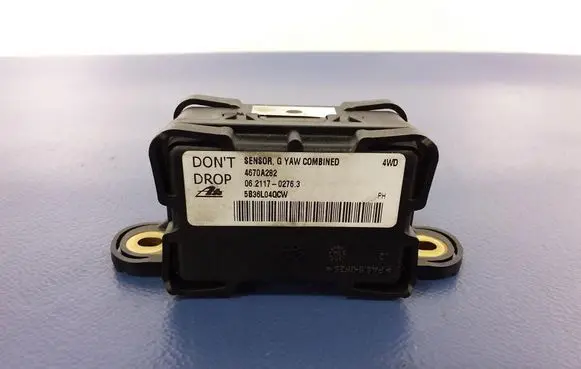 Mitsubishi Outlander ESP acceleration yaw rate sensor 4670A282