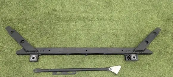 Volvo XC60 Top upper radiator support slam panel 32318891 32221889 32221888