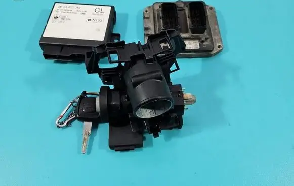 Opel Zafira A Engine control unit/module ECU 90582539 IMPRK1601934