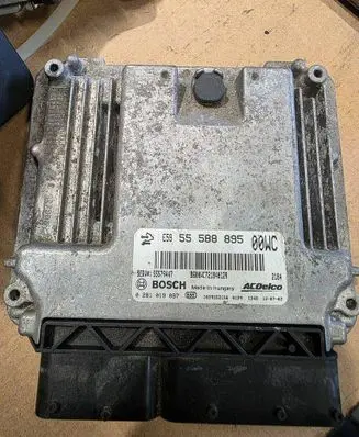 Opel Corsa D Engine control unit/module 55588895 0281019087 55579447